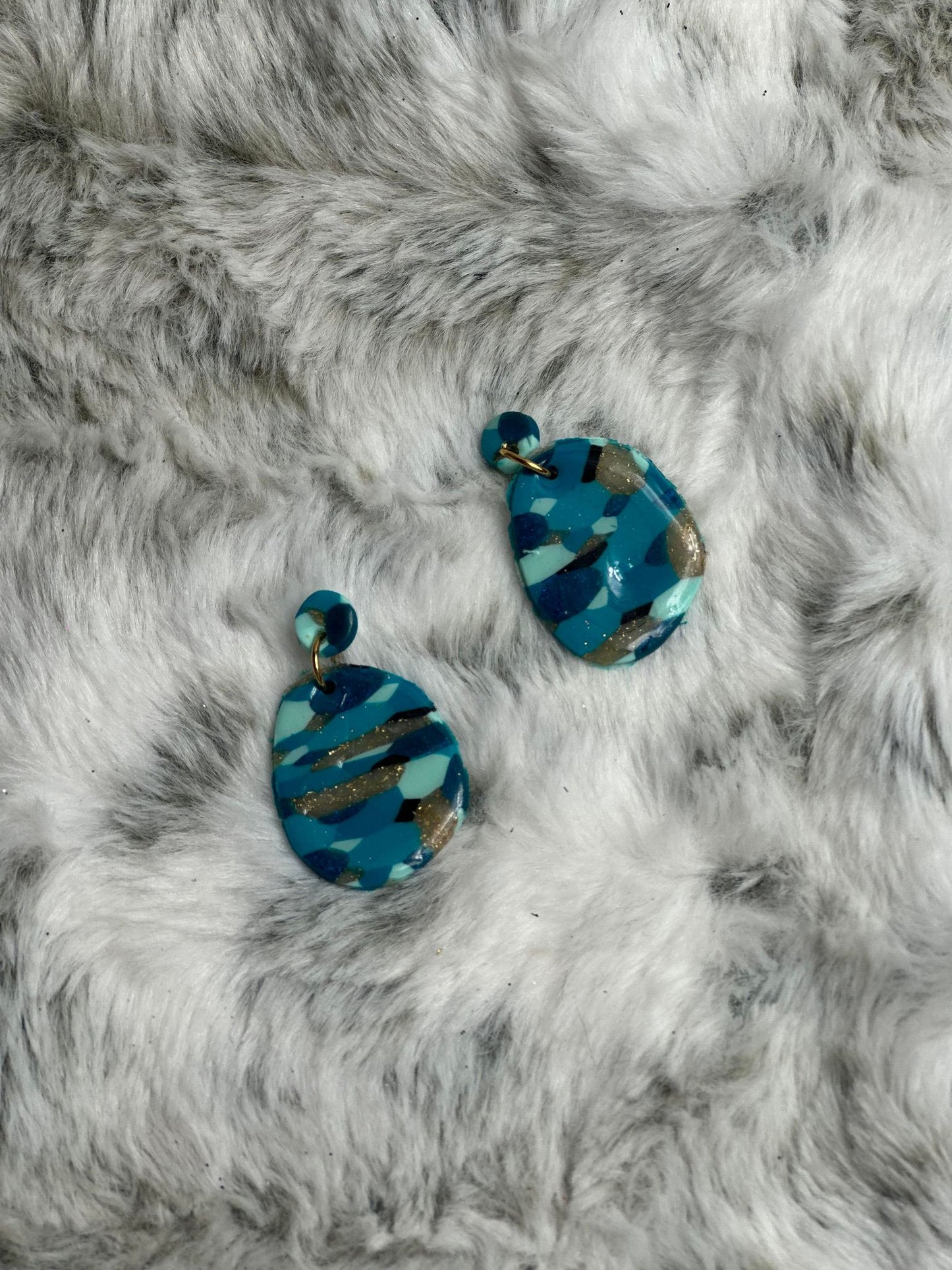 Blue & Gold Spot Pebbles