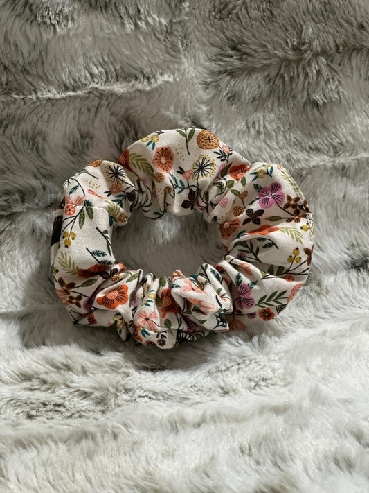 Cutesy Floral Scrunchie - Regular